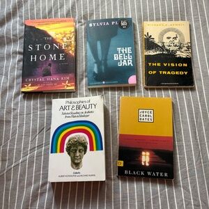 GOOD DEAL Book Bundle *5 Books Included